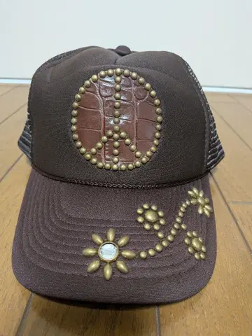 HTC풍 남녀 공용 가죽&스터드 부착 캡 [ 미사용 새상품 ]