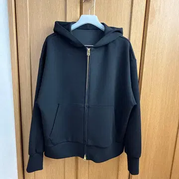 UNFILO 뷰티 폼 저지 집 후드티 블랙 M