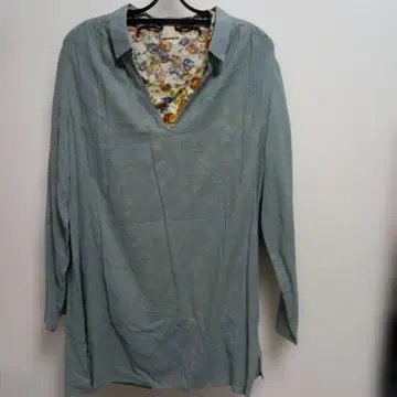 고베 올웨이즈의 긴팔 튜닉과 탱크탑 LL