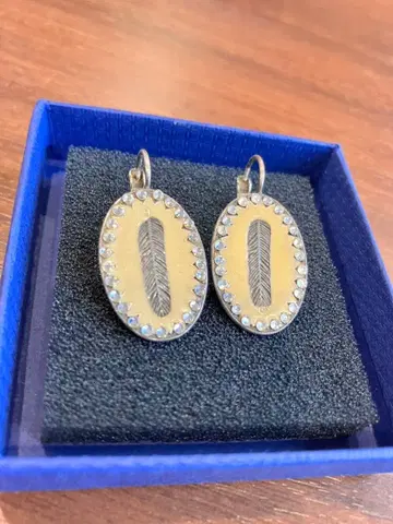 AGATHA 아가타 귀걸이 [양쪽 귀용]