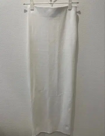 zara 화이트 타이트 스커트