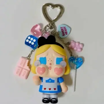 POP MART CRYBABY 크라이베이비 키링