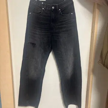 ZARA 데미지 가공 데님 팬츠