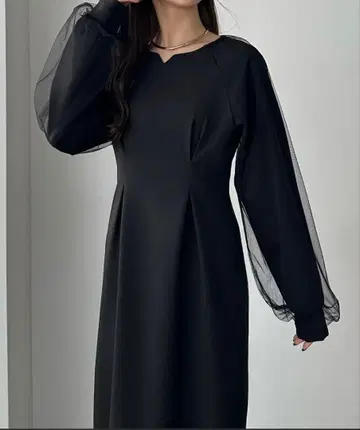 튤 슬리브 턱 원피스