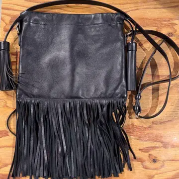 A.P.C SAC LOUISE 21PC/Charlotte Chesnais