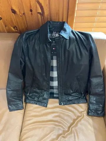 TOMMY HILFIGER 블랙 가죽 자켓 S 사이즈