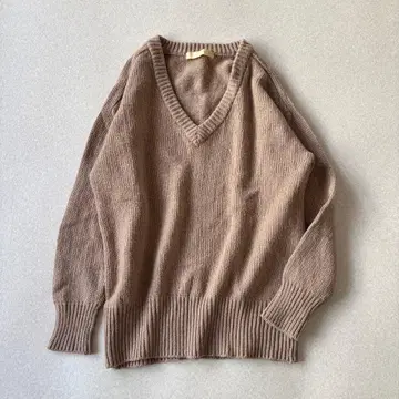 [ 새상품급 ] 슬로브 이에나 울 혼방 V넥 니트 루즈핏