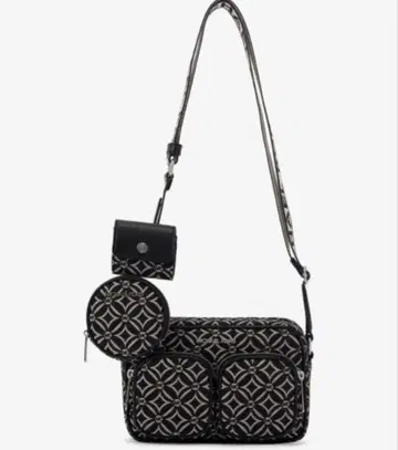 MICHAEL KORS 숄더백 블랙/화이트