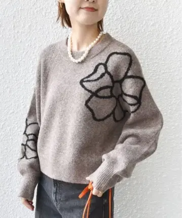 쉽스 자카드 플라워 니트 풀오버
