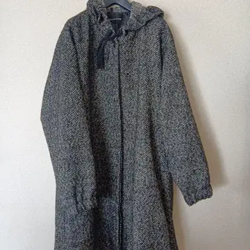 니즈이로 인디 후드 부착 트위드 코트