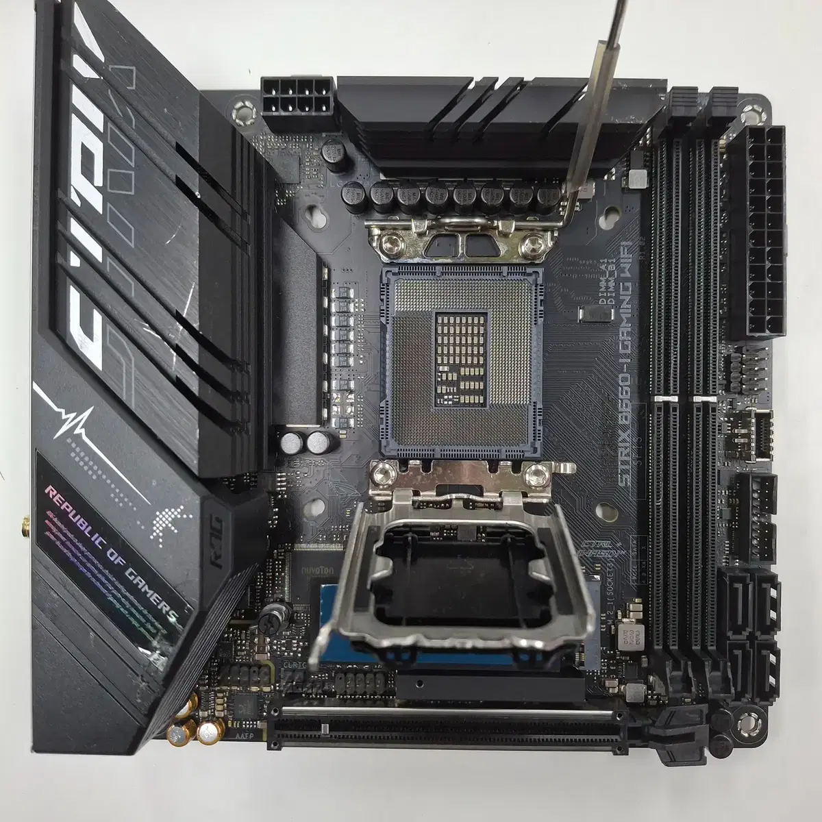 DDR5 - Asus Strix B660M-I Gaming WIFI