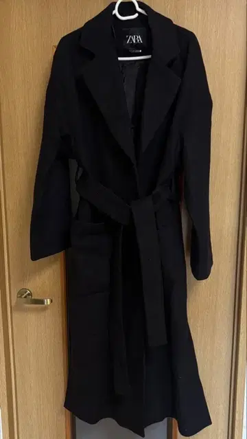 ZARA 블랙 울 혼방 벨트 리버 롱 코트