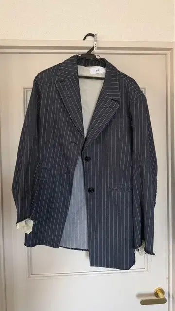 SLY CUT OUT OVER DENIM 자켓 정가 18,700엔