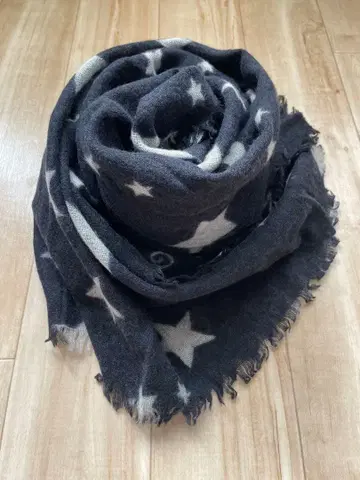 캐시미어 100% 하프 컴브드 에어리 스톨 별 알파벳 네이비