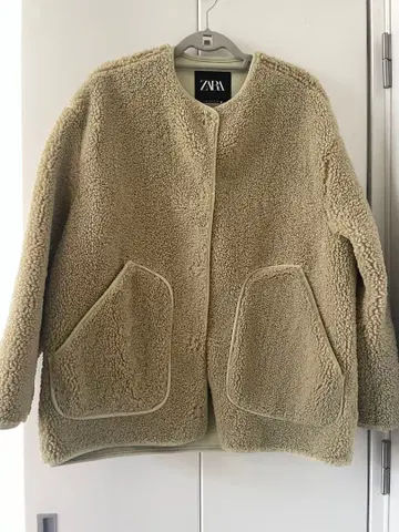 ZARA 페이크 무스탕 보아 코트