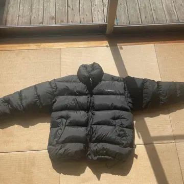 Bear 다운 자켓 블랙