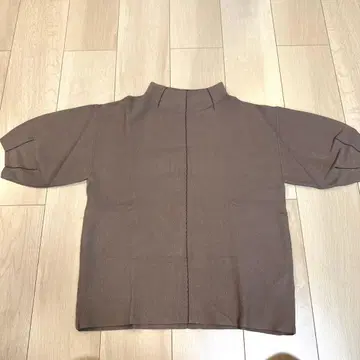 LAGUMAMOON 반팔 니트 풀오버