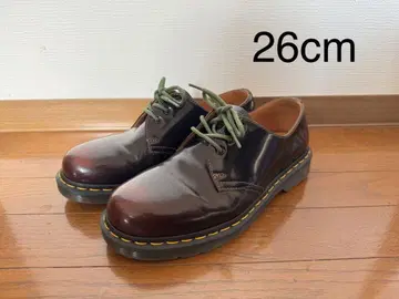 닥터 마틴 x 더 클래시 체리 레드