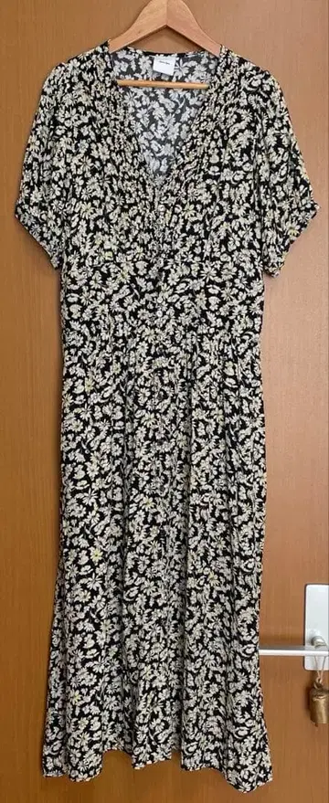 Spick & Span 꽃무늬 반팔 롱 원피스