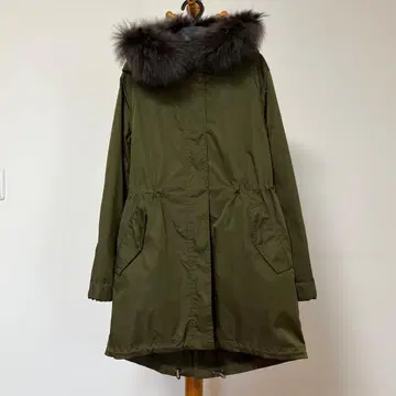 23구 이너 다운 퍼 부착 모즈 코트 카키