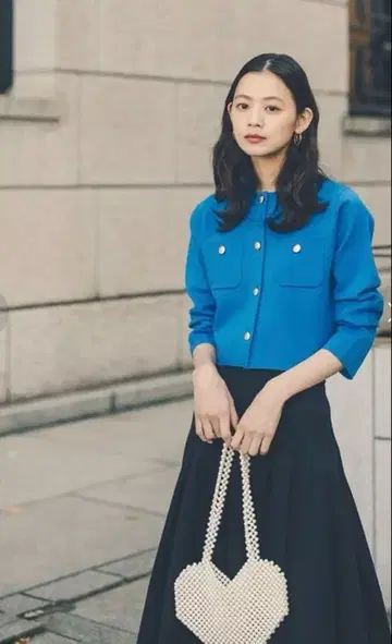 내추럴 뷰티 베이직 엠블럼 버튼 자켓