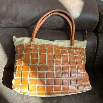 브라운 베이지 퀼팅 토트백