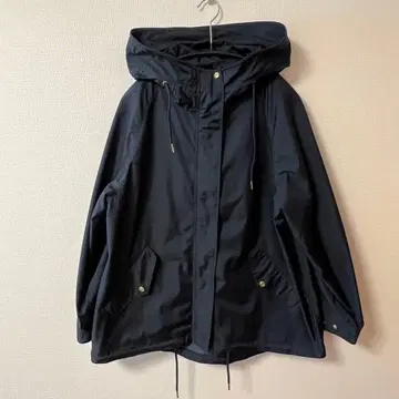 그린 레이블 릴랙싱 마운틴 후드티 네이비 40