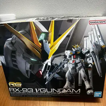 RG RX-93 V 건담