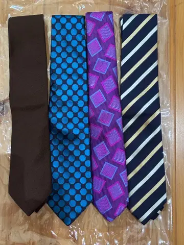 tomorrowland 넥타이 4개 세트 ( Altea, Blech )