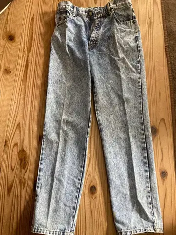 ARMOR 라이트 블루 데님 스트레이트 팬츠