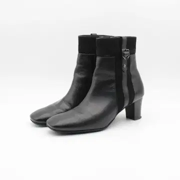 BARCLAY 버클레이 이소재 벨트 디자인 부츠 (23.5cm) 새상품급