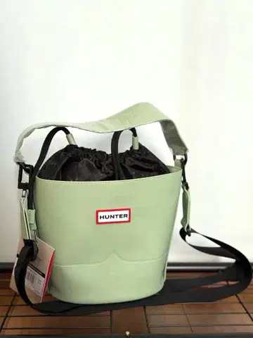 [새상품 미사용] HUNTER 오리지널 라바라이즈 버킷 백