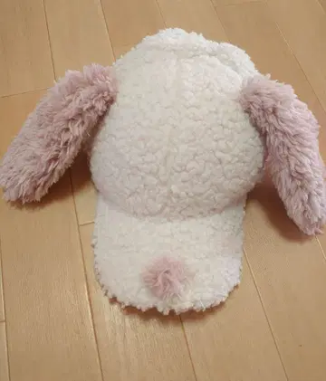 유니버설 스누피 복슬복슬 캡 화이트 핑크