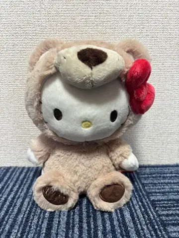 헬로키티 곰 인형옷 봉제 인형 nici 콜라보 1000체 한정판