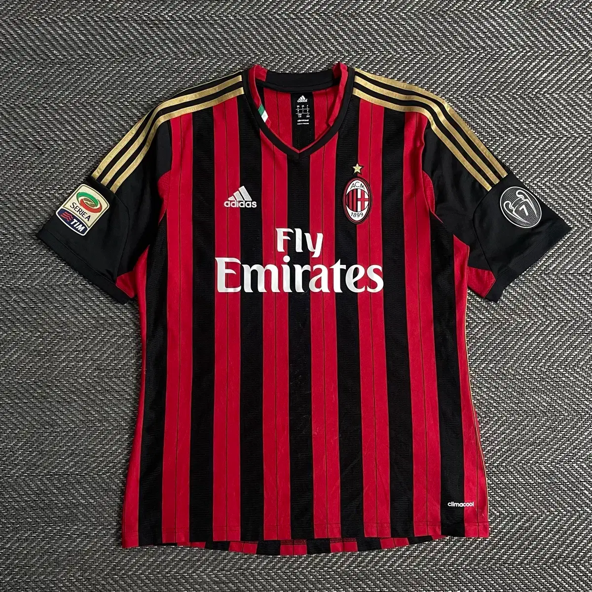 タイムセール ACミラン KAKA ユニフォーム タイムセール ACミラン KAKA ユニフォーム Amazon.co.jp: [YAOWEI