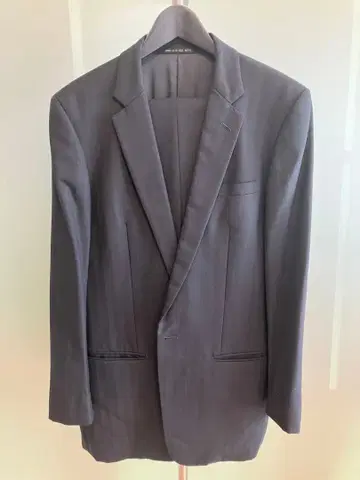 꼼사데모드 셋업 수트 L 사이즈