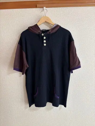 모노그램 후드 부착 반팔 후드티 캐주얼