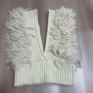 LEINWANDE STUDIOS 별주 패치워크 프린지 니트 베스트