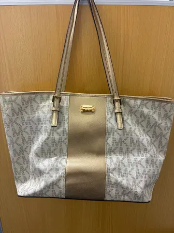 Michael Kors 로고 토트백 골드/베이지