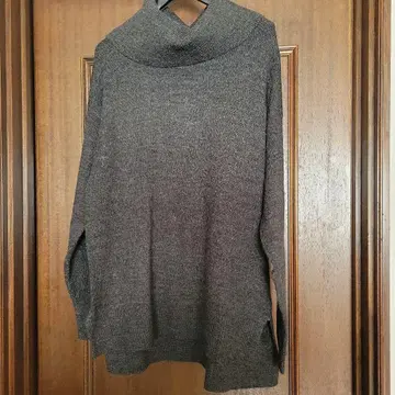 새상품급 BANANA REPUBLIC 그레이 터틀넥 스웨터 M