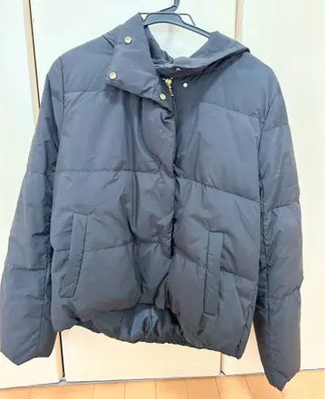 index 후드 부착 블랙 다운 자켓