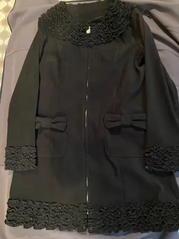 갤러리 비스콘티 무릎 기장 코트 사랑스러운 디자인