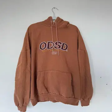 ODD STUDIO 오드스튜디오 ODSD 로고 후디 후드티 2