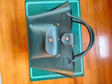 다크 그린 가죽 핸드백 손바느질 핸드메이드