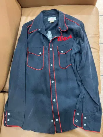 Cushman 긴팔 셔츠 블랙 빨간색 파이핑