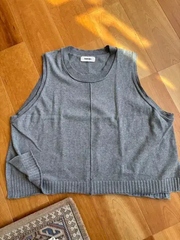 [ 새상품급 ] tumugu. 그레이 니트 베스트 M