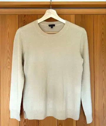 Theory 띠어리 캐시미어 100% 크루넥 니트 베이지