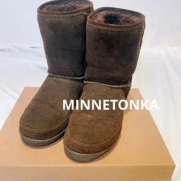 MINNETONKA 미네통카 다크 브라운 어그 부츠