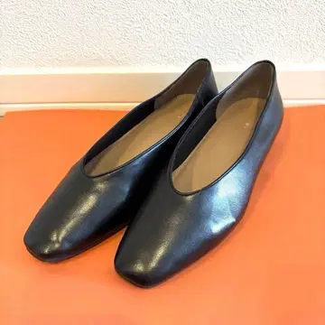 [ 새상품급 ] RANDA 블랙 스퀘어토 펌프스 23.0