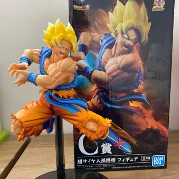 제일복권 초사이어인 손오공 피규어 BANDAI C상